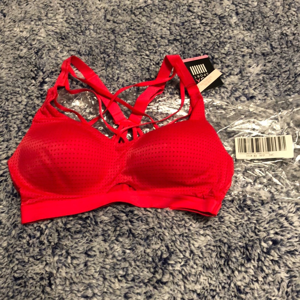 Victoria’s Secret Sports Bra 34C